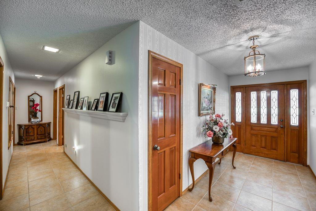 Eli Bowen - Residential