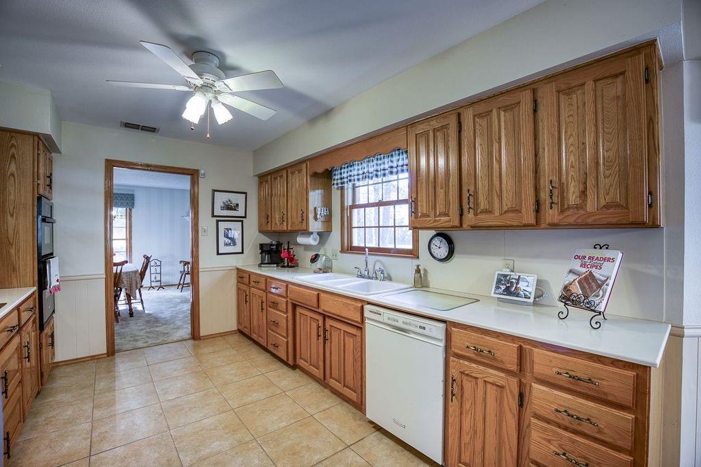 Eli Bowen - Residential