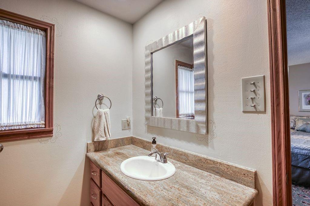 Eli Bowen - Residential