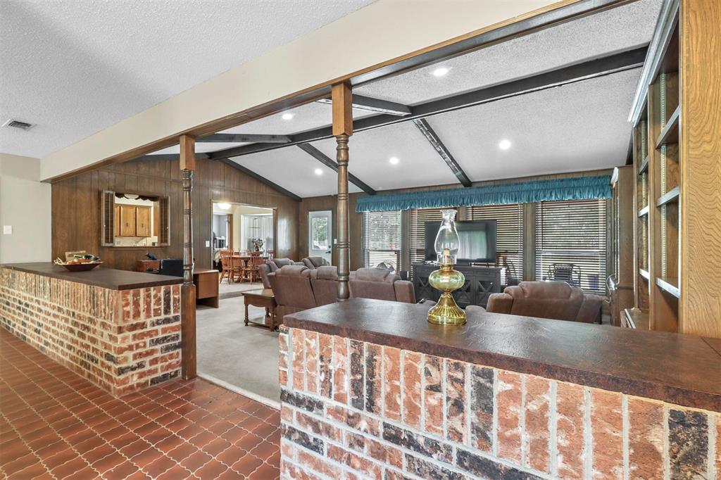 Thompson Heights Southeast - Residential