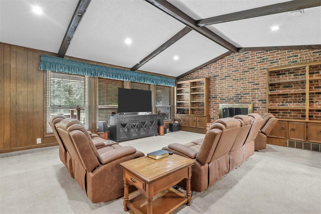 Thompson Heights Southeast - Residential