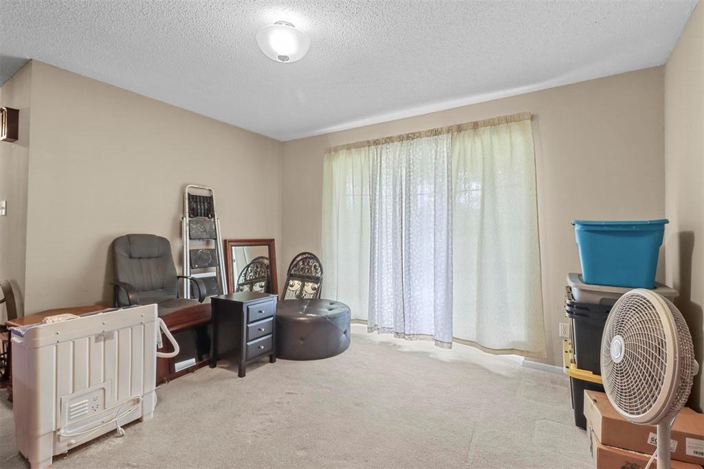 Thompson Heights Southeast - Residential