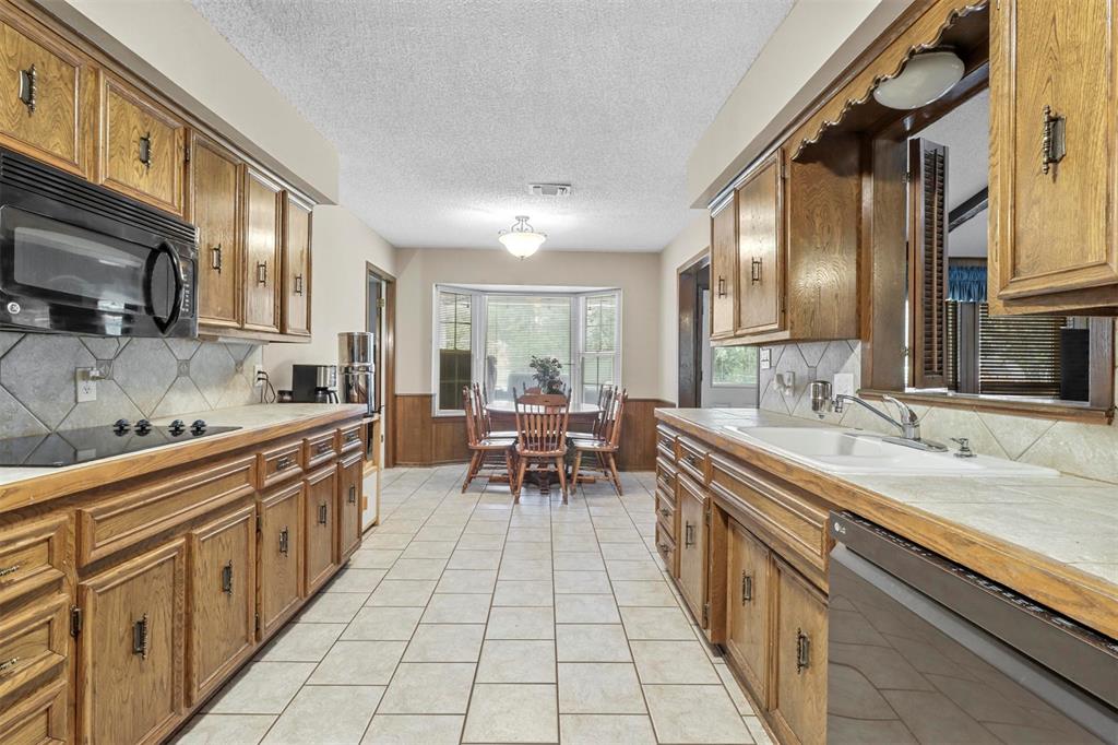 Thompson Heights Southeast - Residential