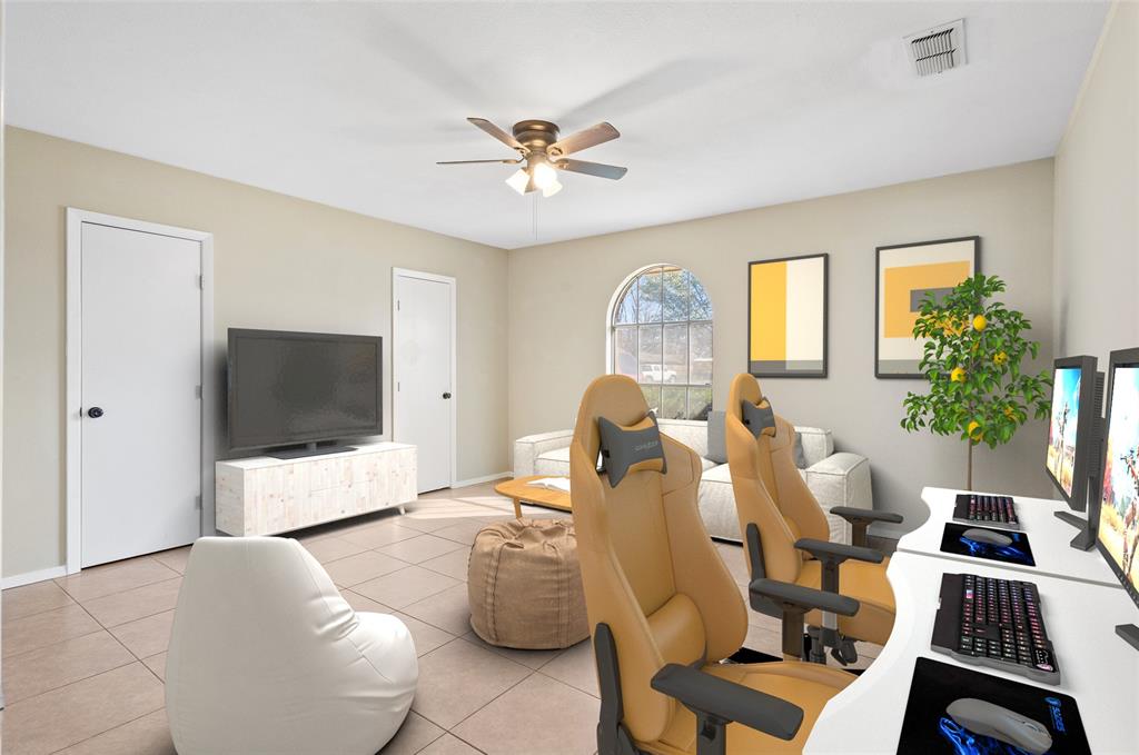 Royal Crest - Residential