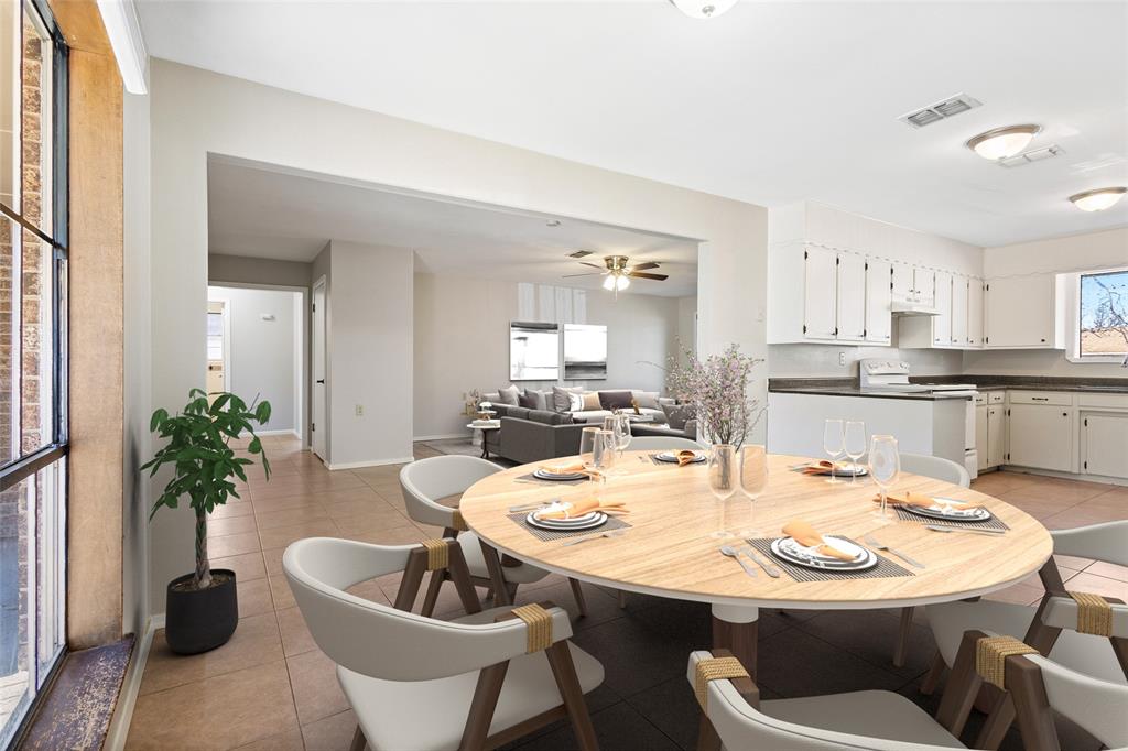 Royal Crest - Residential