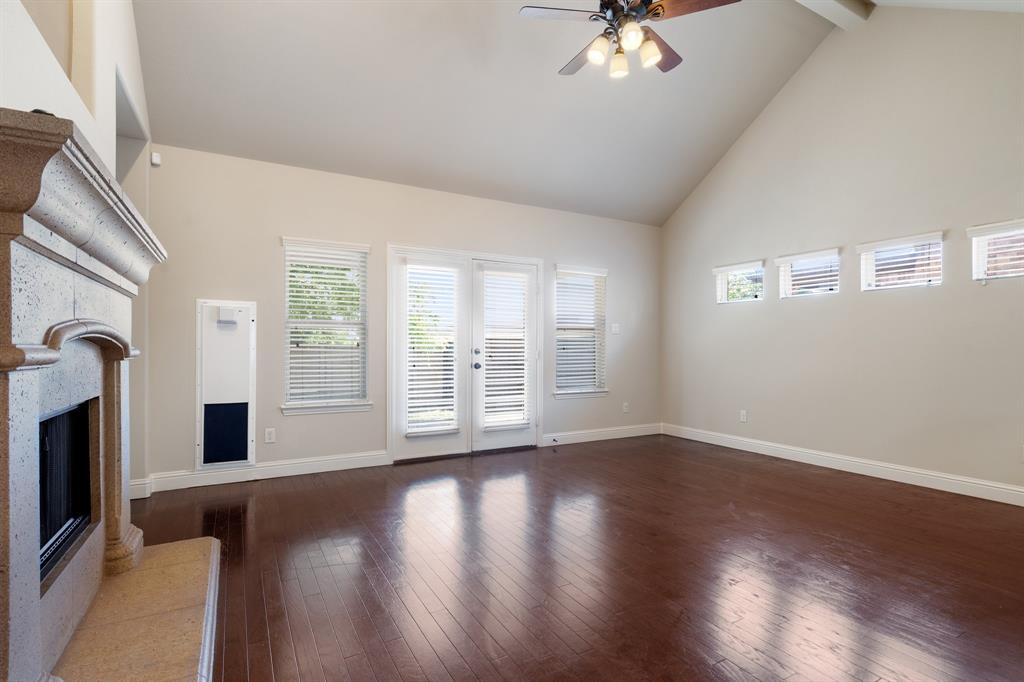 Serene Villas Of Keller - Residential