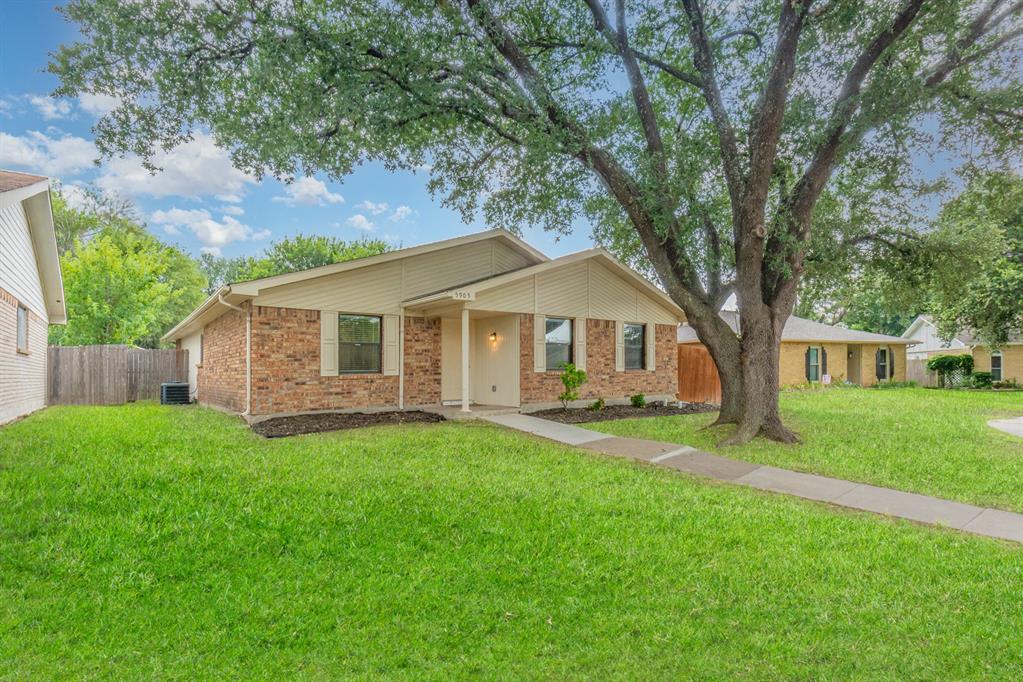 5905 Cedar Lane