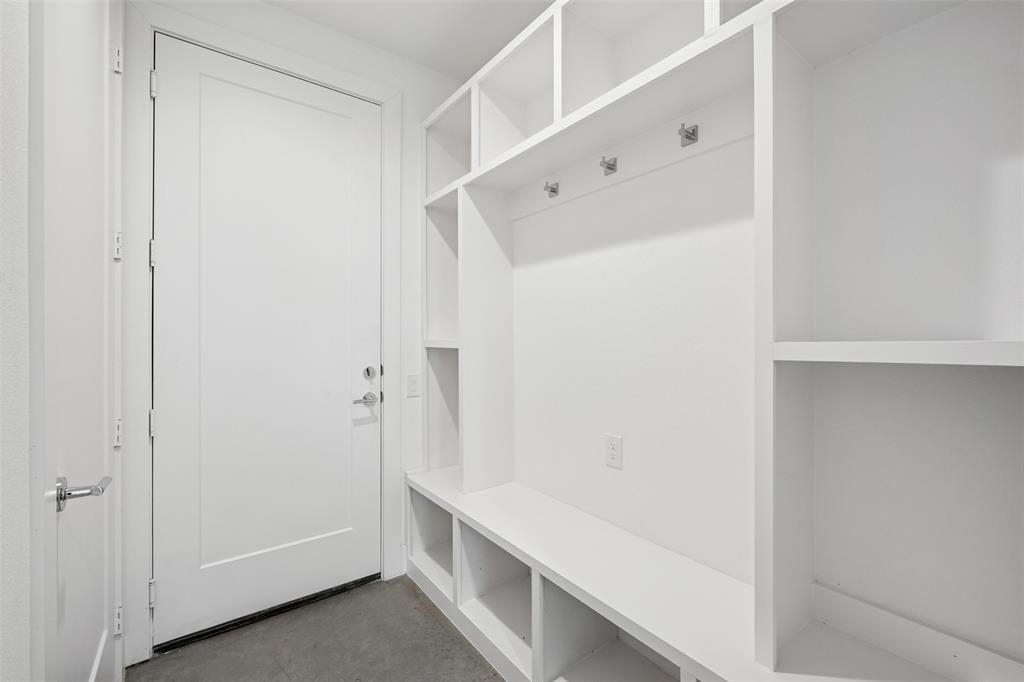 Lofts on Cedar Springs - Residential