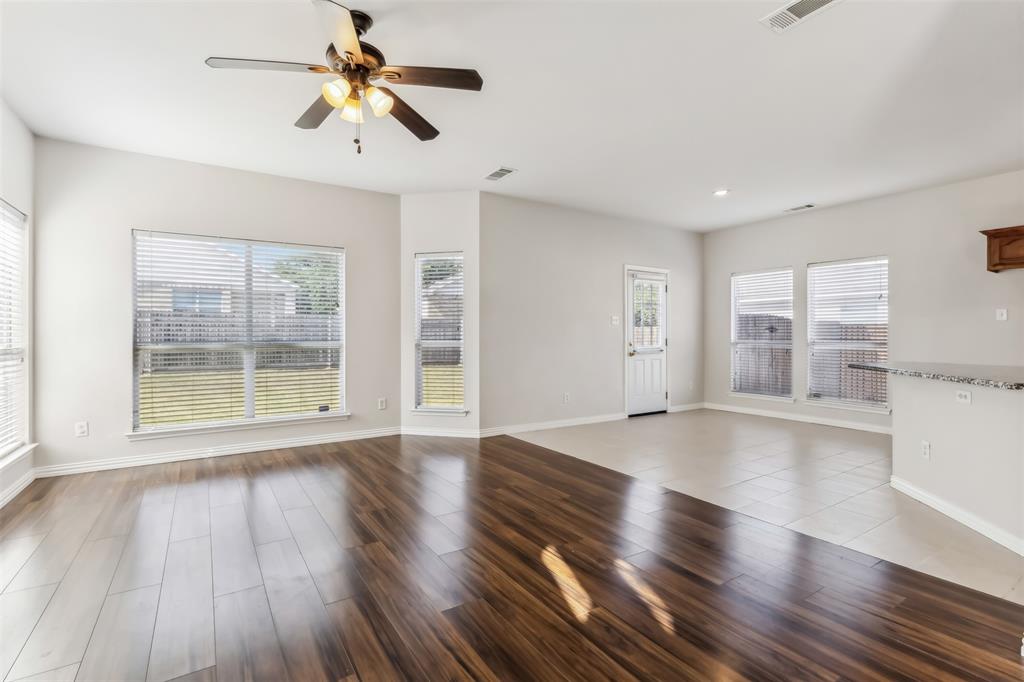 1124 Cottonwood Drive