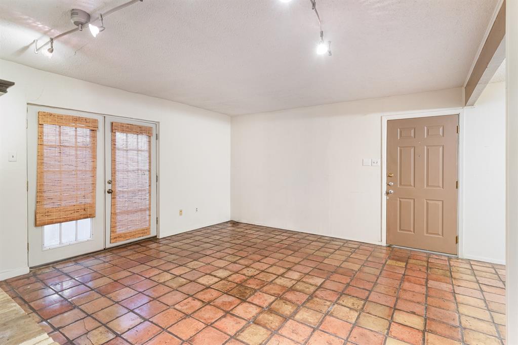 5924 Birchbrook Drive 112