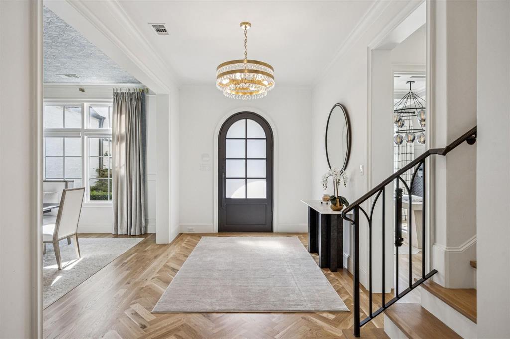 6815 Stichter Avenue