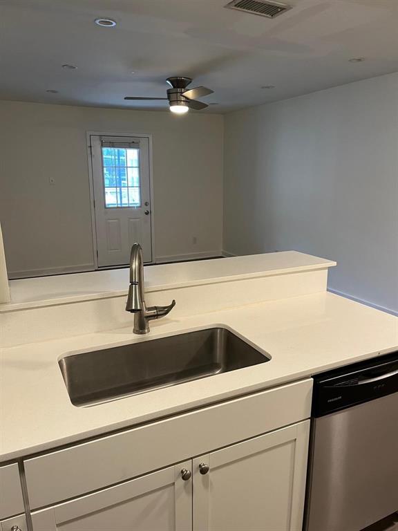 Martyns Oak Lawn - Residential Lease