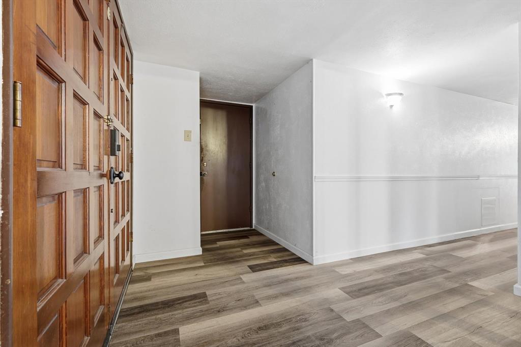 2705 Treeview Drive