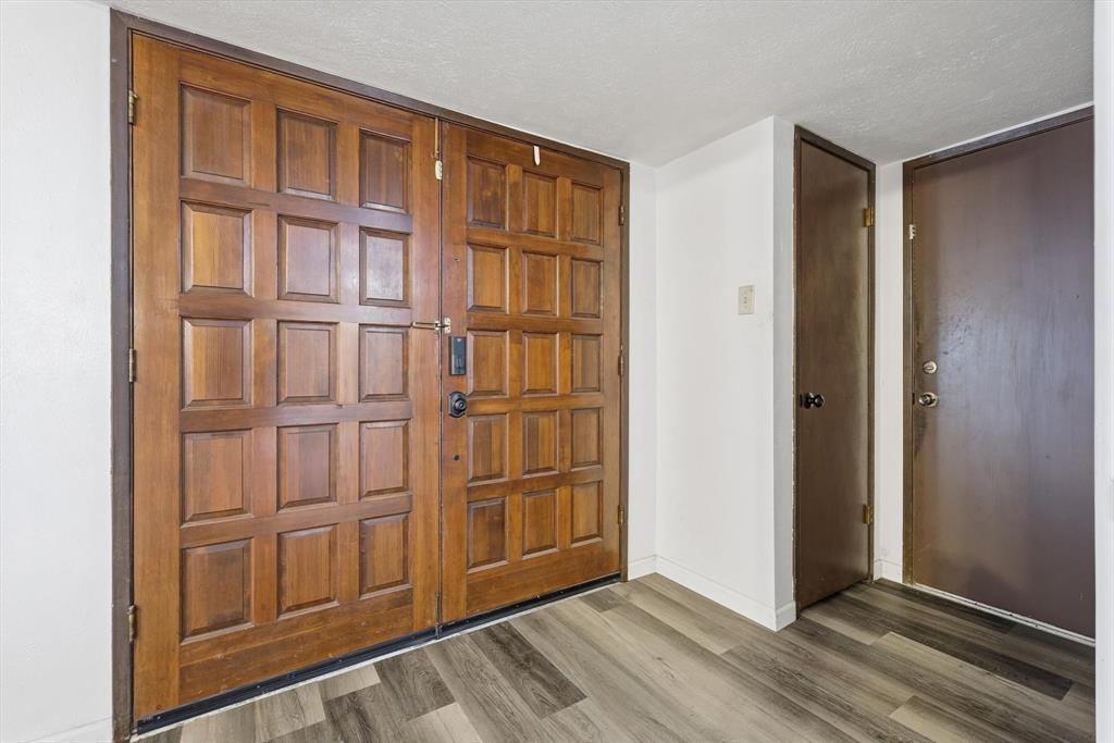 2705 Treeview Drive