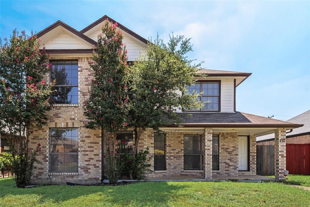 Photo of 710 Snapdragon Trail, Mesquite, TX 75149 (MLS # 20996451)