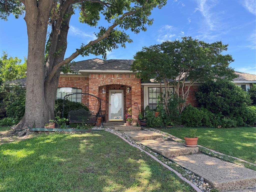 2317 Cliffside Drive