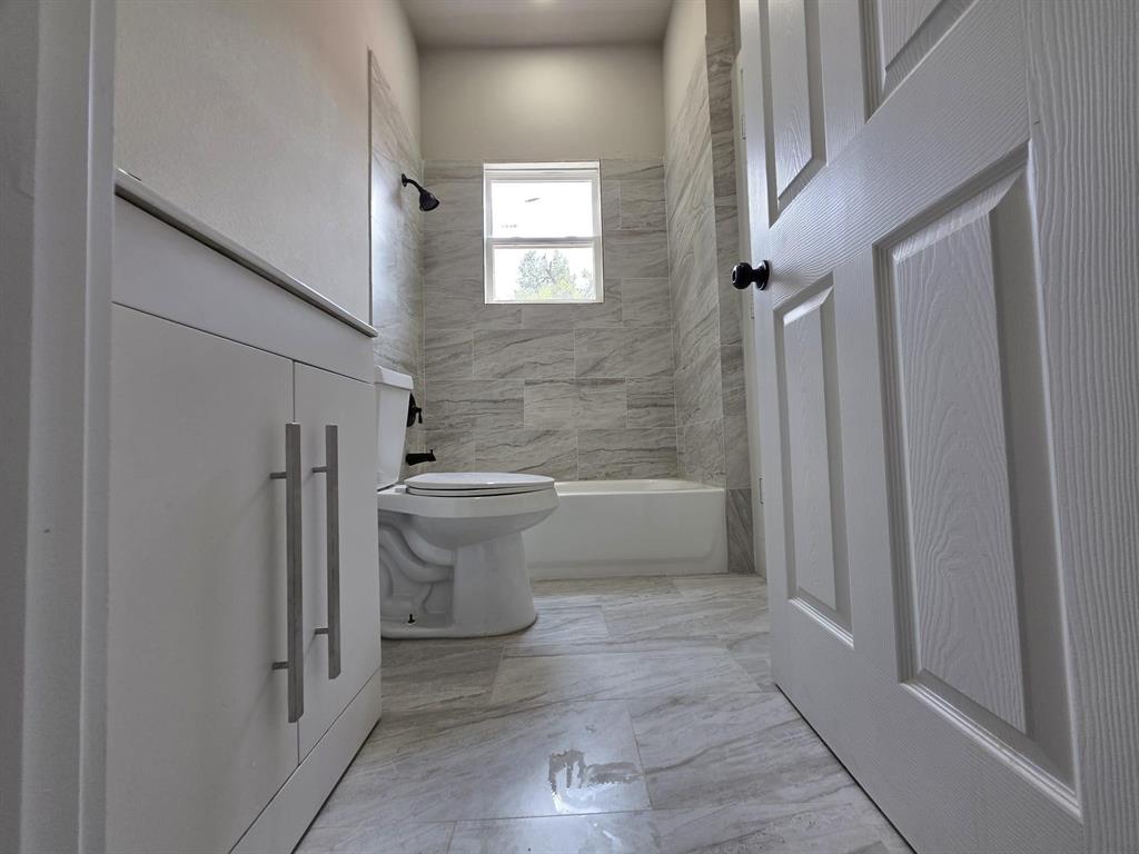 East Columbia Place - Residential Income