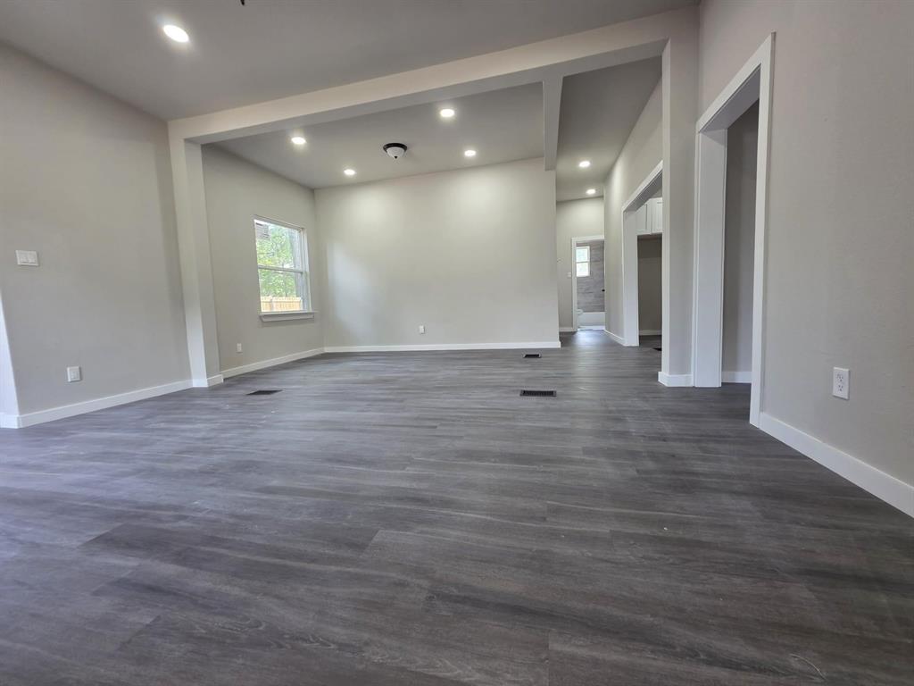 East Columbia Place - Residential Income