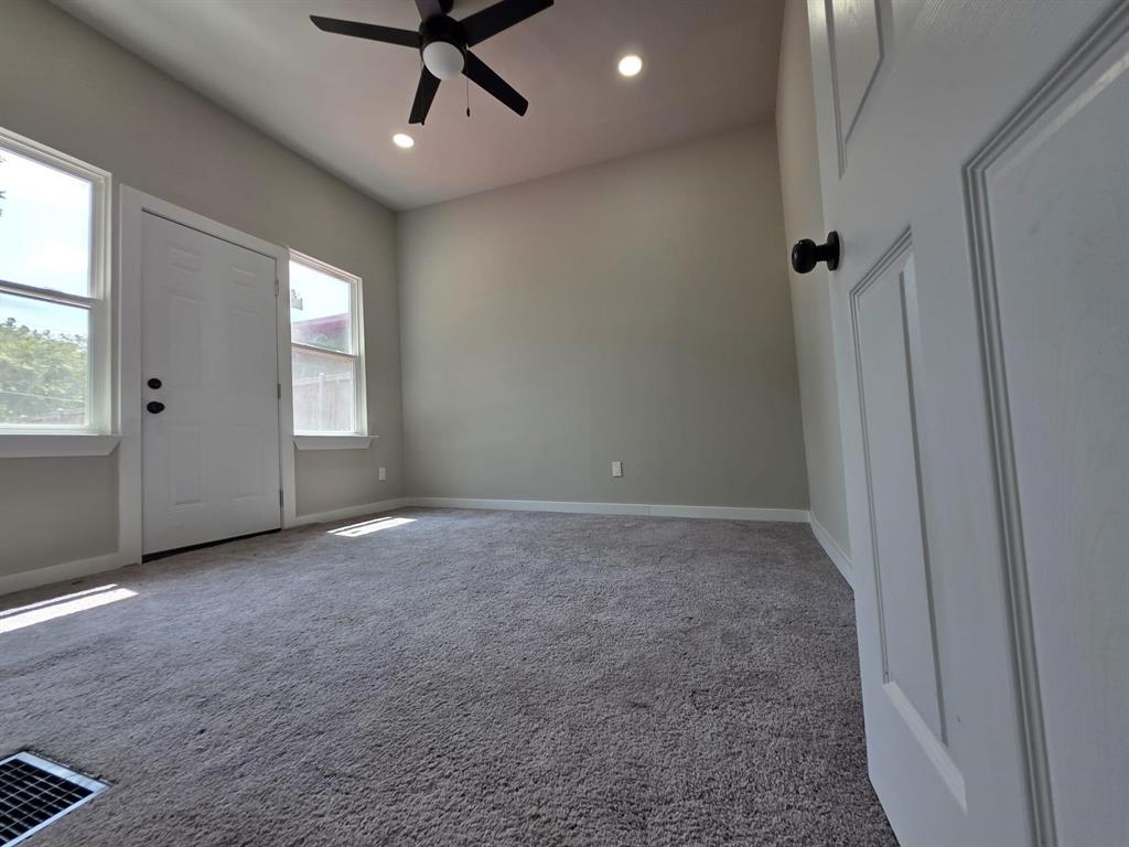 East Columbia Place - Residential Income