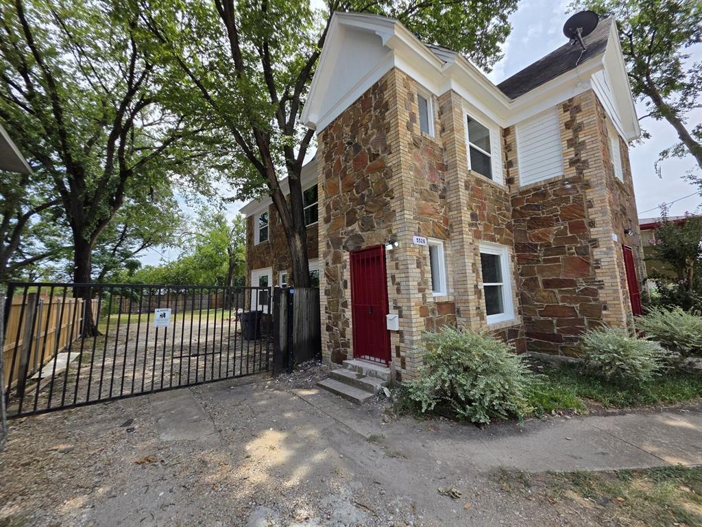 East Columbia Place - Residential Income