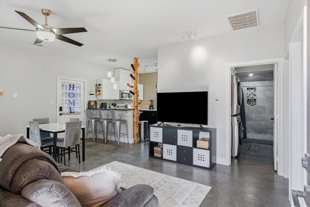 S Moss - Residential