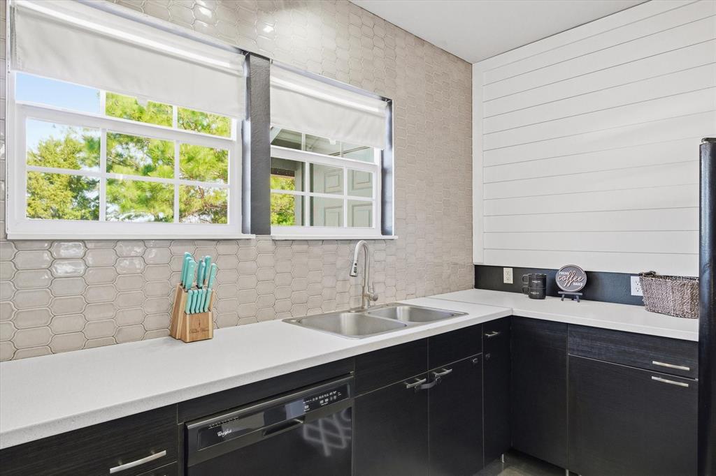 S Moss - Residential