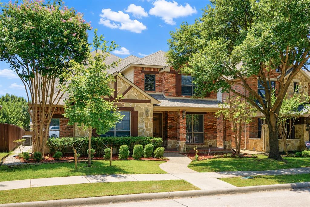 1915 Kirby Lane