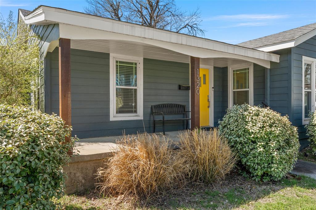 1320 Hillside Street