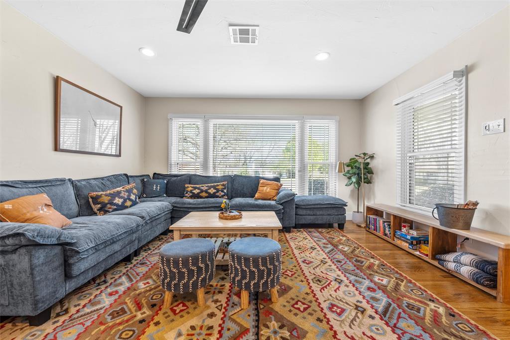 1320 Hillside Street