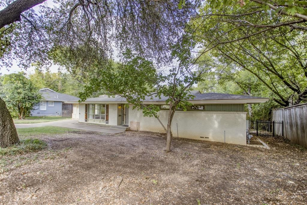 3465 Wellington Road