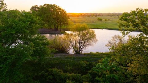1020 County Road 751 Donie TX 75838