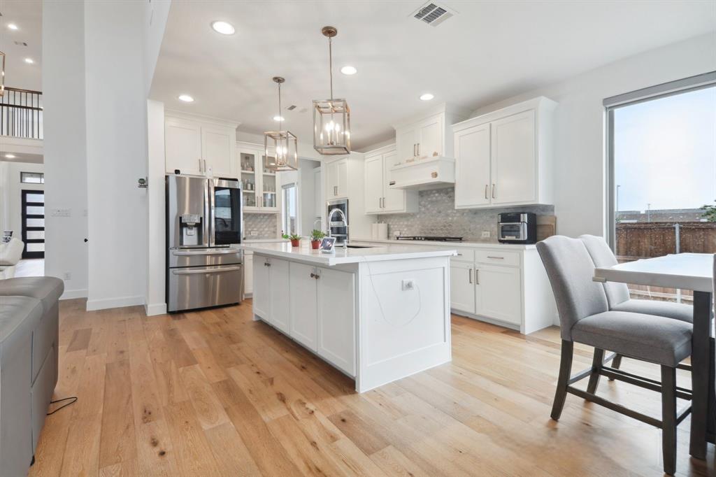 2221 Shadow Ridge Drive