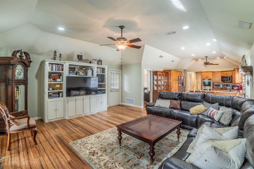 Florence Hill 02 - Residential