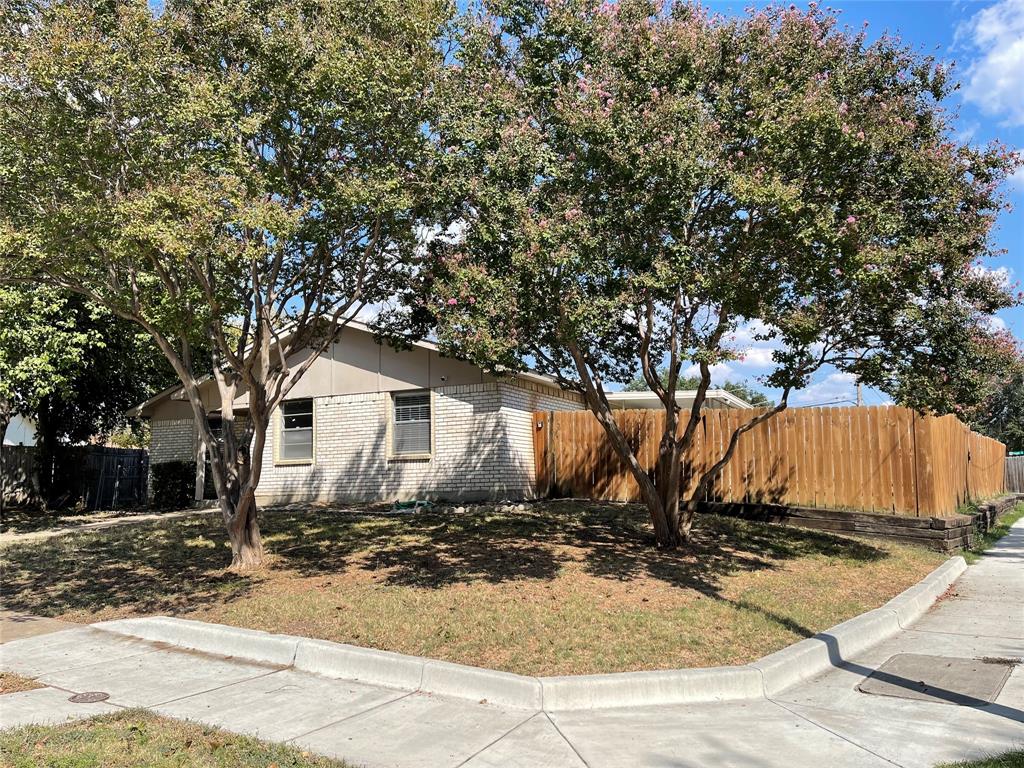 702 Pinehill Lane