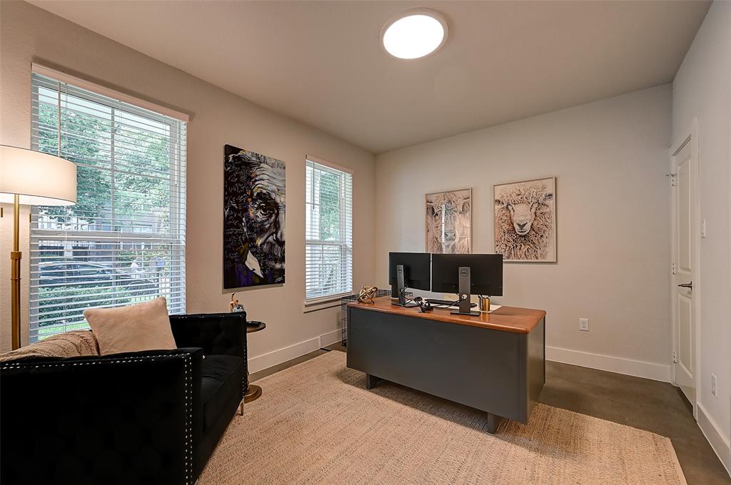 1028 Cavour Place