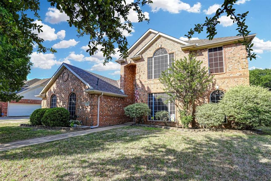 $5,000 Seller Incentive Offered! ??
Use it toward closing costs, rate buy-down, or upgrades—your choice!
Welcome to this well-maintained 2-story brick home located in the desirable Castle Hill Estates community in Burleson. Featuring 4 bedrooms, 2.5 bathrooms, a spacious 2-car garage, and a flexible layout, this home offers both comfort and functionality for any lifestyle.

The primary suite is conveniently located on the main level and includes a garden tub, separate shower, dual vanities, and a large walk-in closet. The open-concept main living area features hardwood floors, a cozy gas fireplace, and a kitchen with an island, serving bar, and walk-in pantry—ideal for entertaining or everyday living.

Enjoy the 12x20 enclosed sunroom year-round—perfect for relaxing with your morning coffee or unwinding in the evening. Upstairs you’ll find three additional bedrooms and a versatile bonus room that can serve as a game room, home office, or playroom.

The fully fenced backyard includes a detached workshop—great for hobbies, projects, or extra storage. Located just minutes from parks, walking trails, and Burleson's best shopping and dining, including H-E-B and Target.

This move-in-ready home offers space, convenience, and community—schedule your showing today!