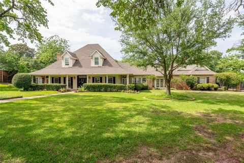 920 Emerald Boulevard Southlake TX 76092