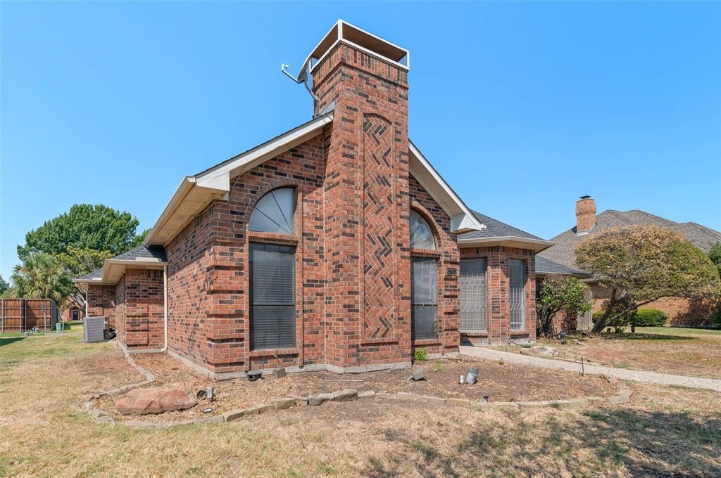 2703 Devonshire Drive