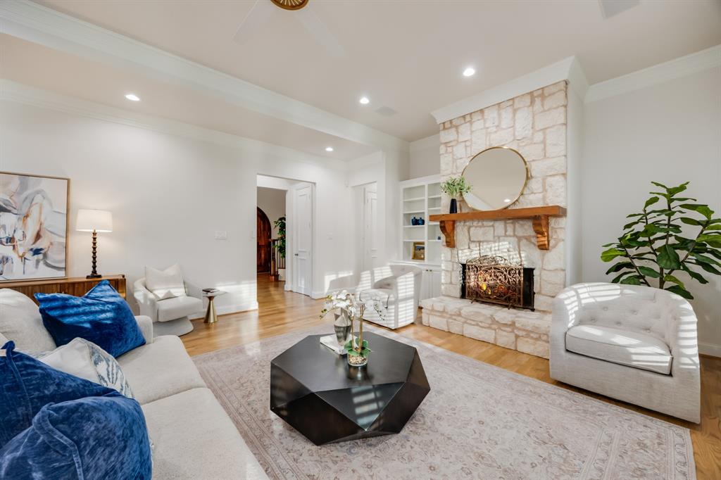 Oaks Of Buffalo Way - Residential