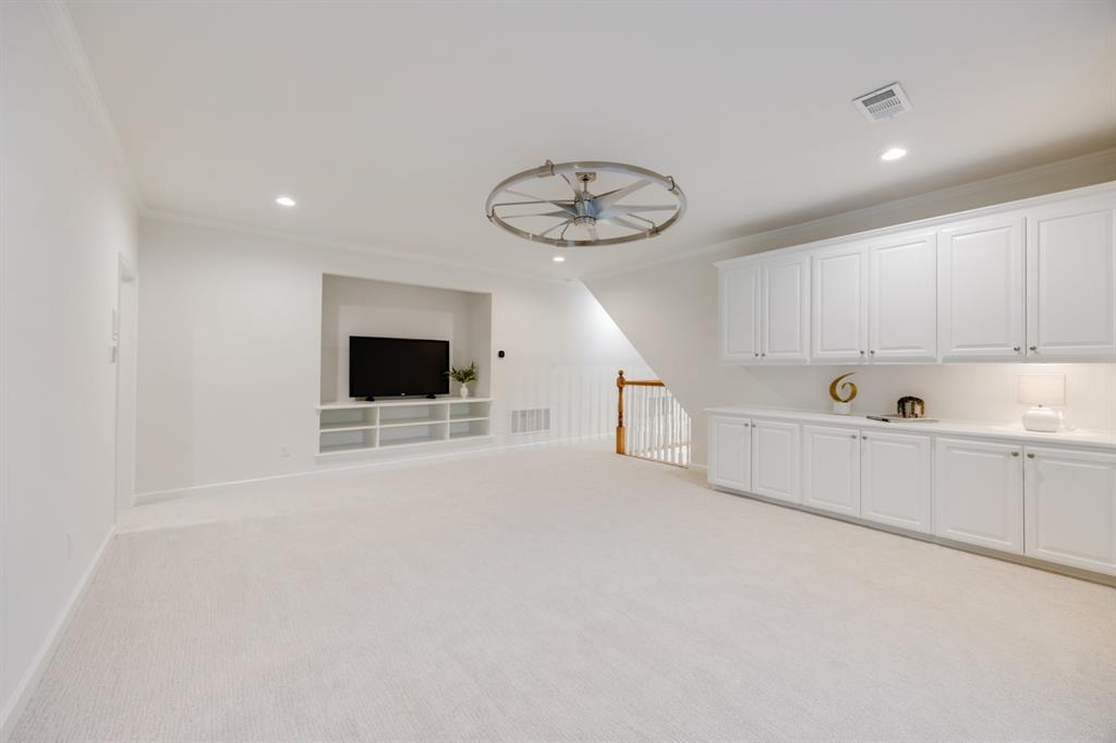 Oaks Of Buffalo Way - Residential