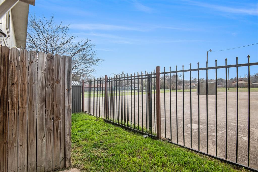 Couch J T Add - Residential Lease