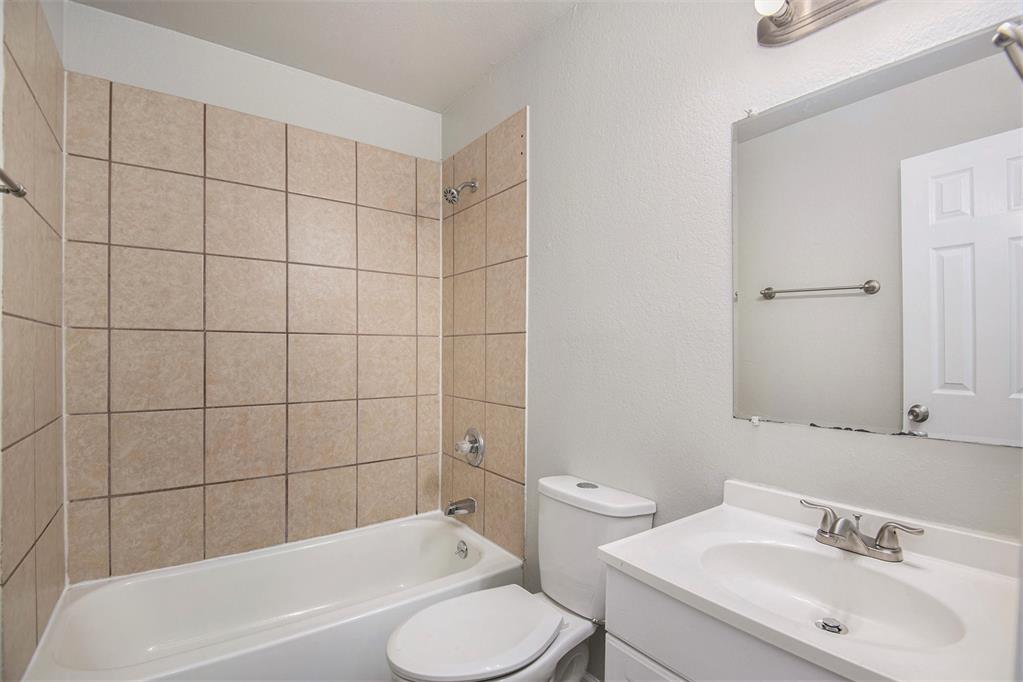 Couch J T Add - Residential Lease