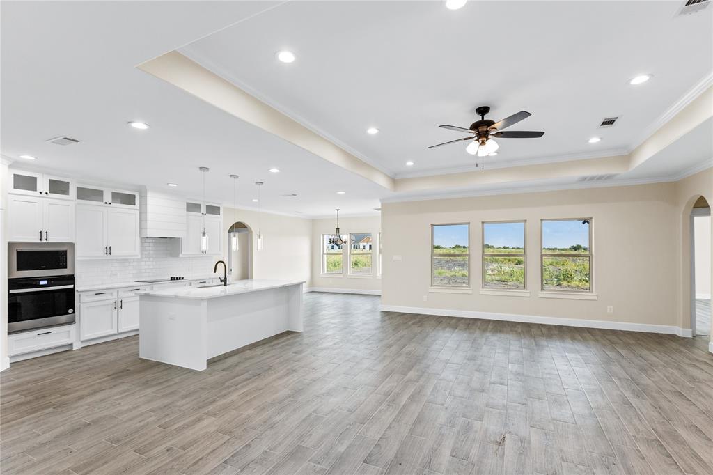 355 GENTRY Road