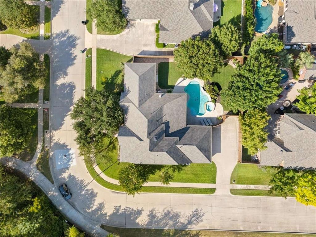 8200 Thornhill Drive