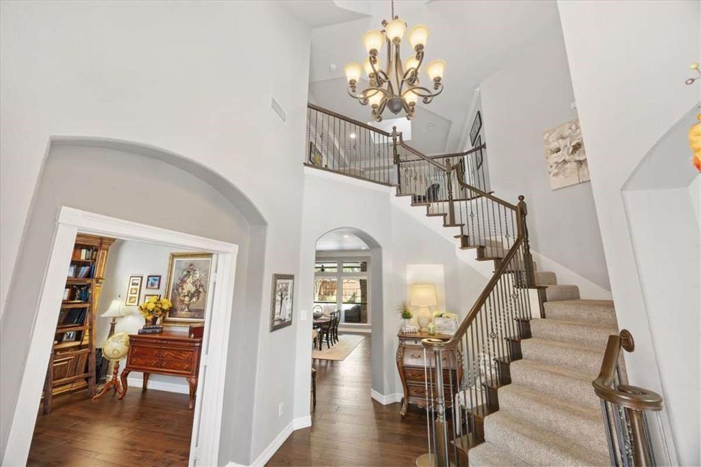 8200 Thornhill Drive