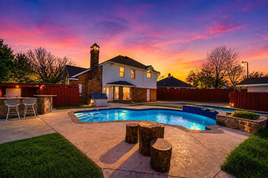 2044 Hillshire Drive