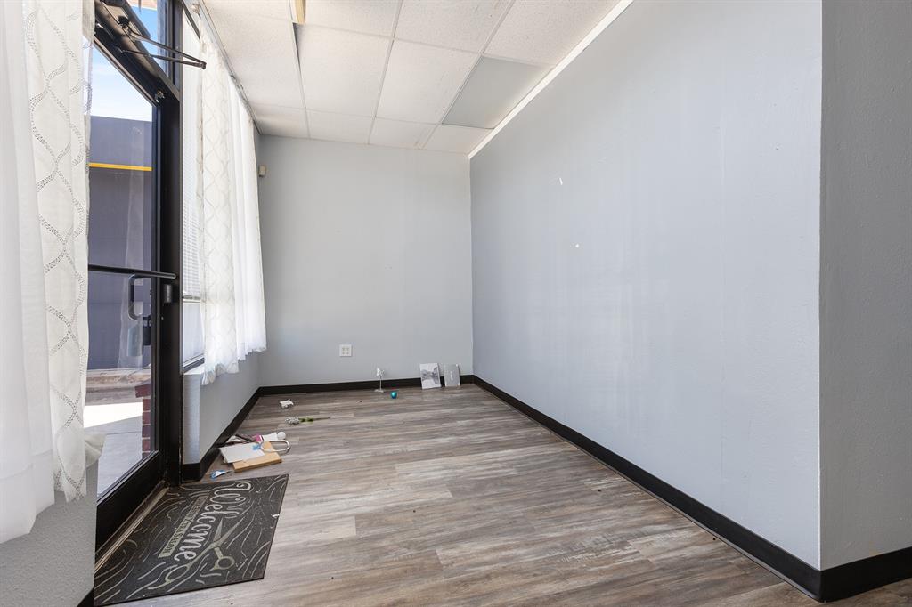 Leeds Add - Commercial Lease