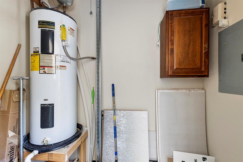 Leeds Add - Commercial Lease