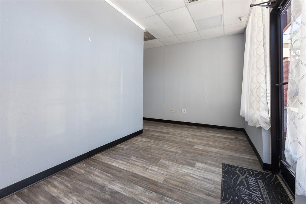 Leeds Add - Commercial Lease