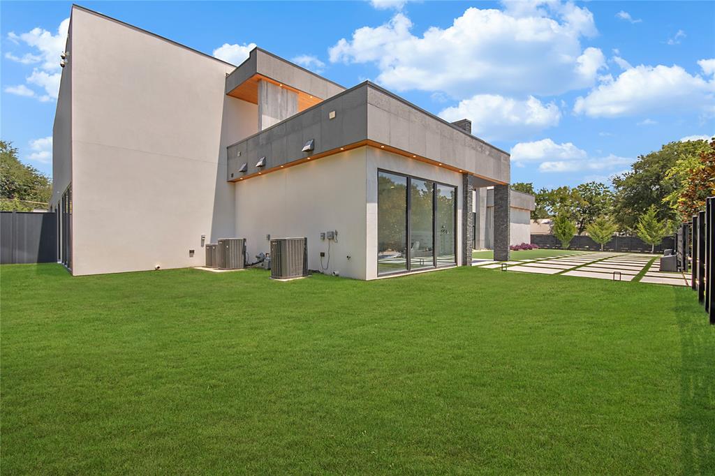 4625 Walnut Hill Lane